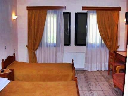 Guesthouse Bizani Neo Mpizani Buitenkant foto