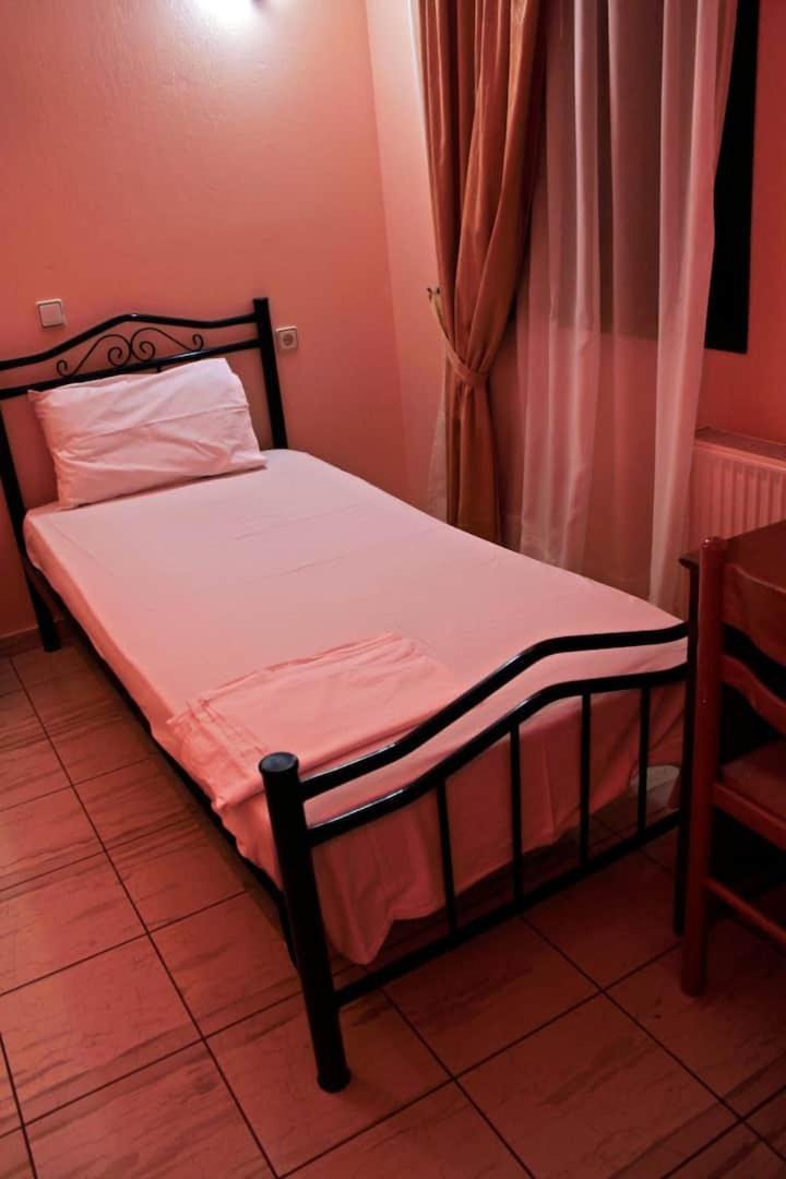 Guesthouse Bizani Neo Mpizani Kamer foto